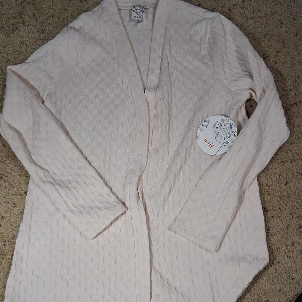 NAIF Women's Textured Cardigan in Light Cream